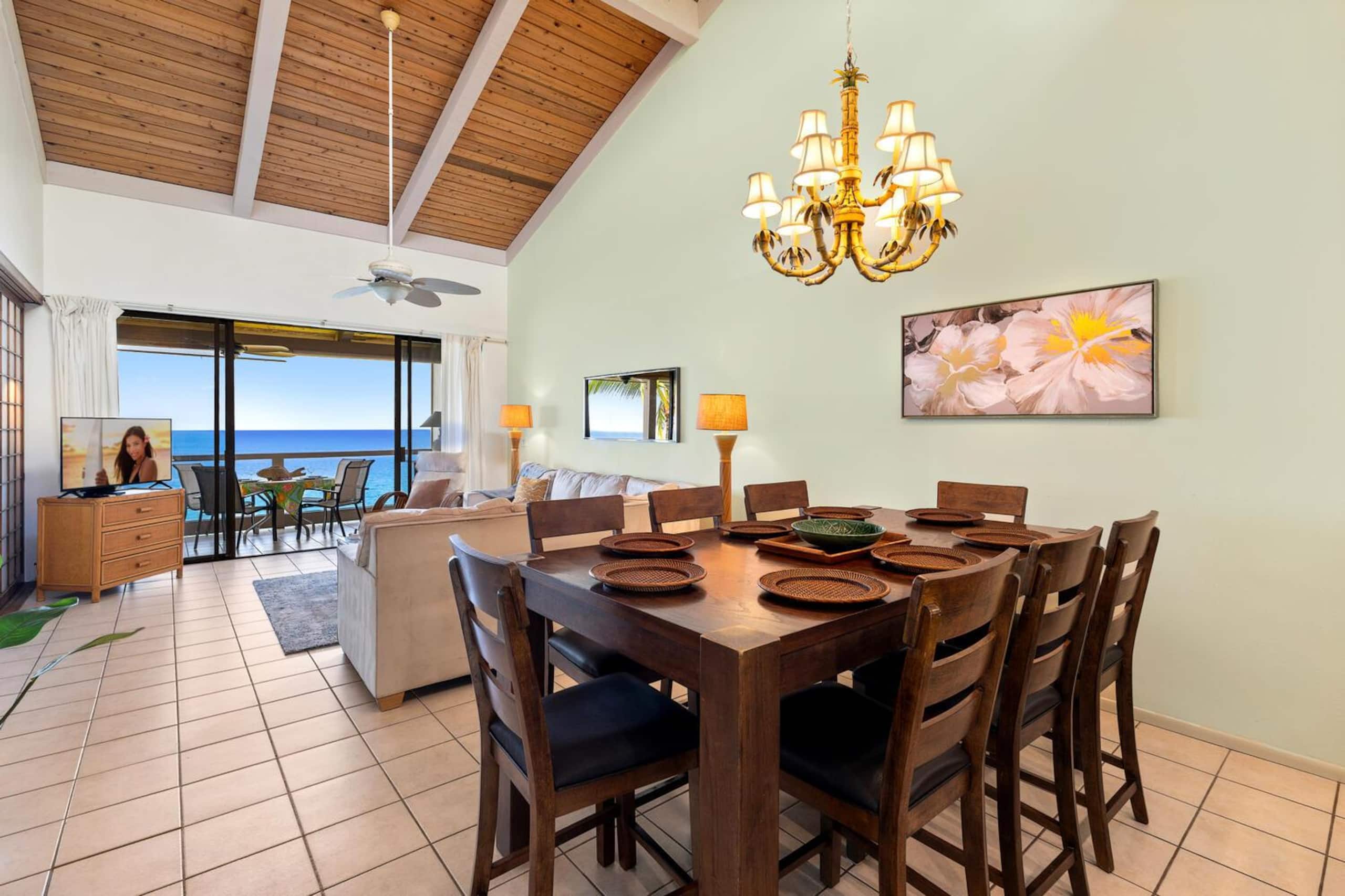 Condo in Kailua-Kona · ★4.33 · 3 bedrooms · 5 beds · 3 private baths - Image 10