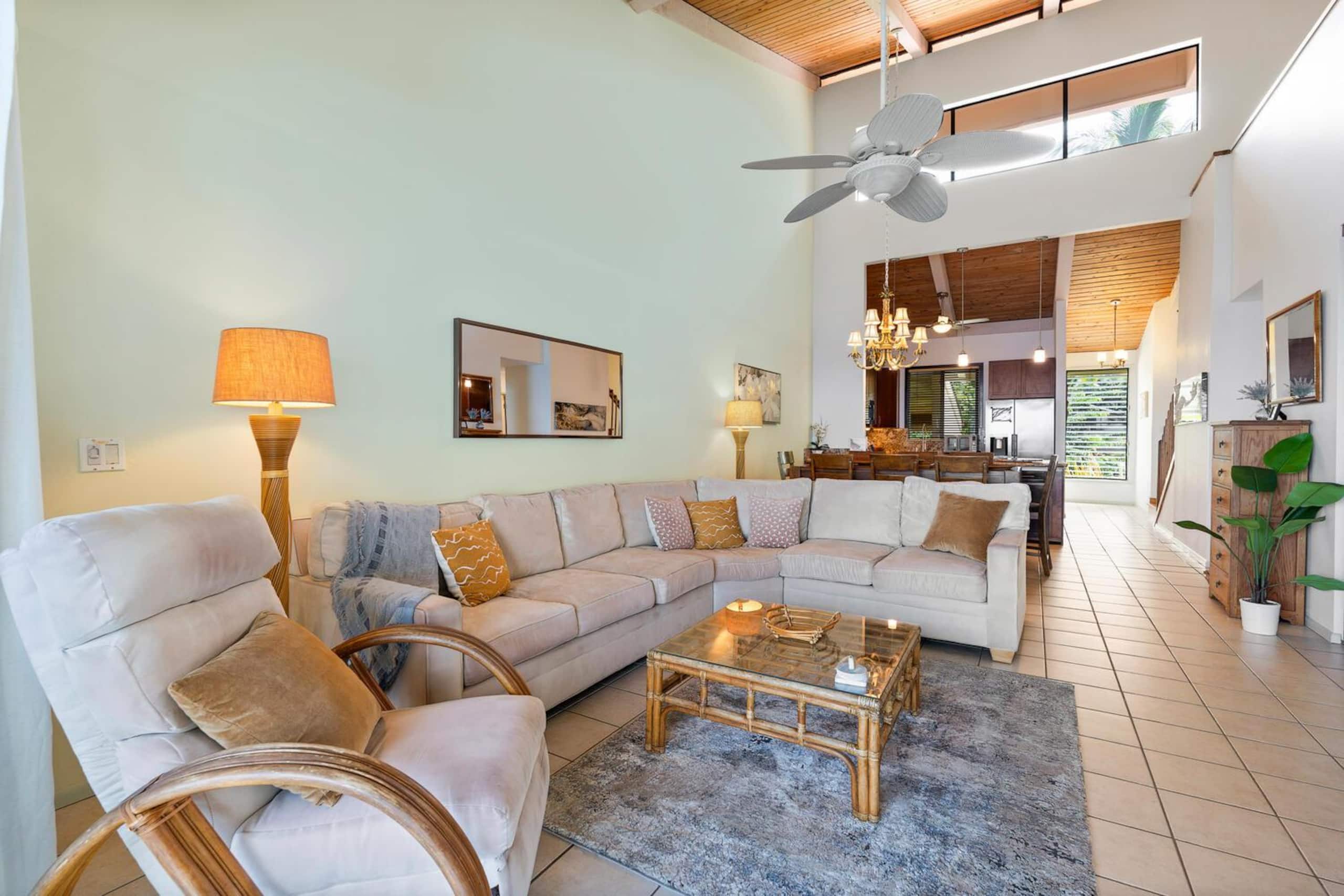 Condo in Kailua-Kona · ★4.33 · 3 bedrooms · 5 beds · 3 private baths - Image 9
