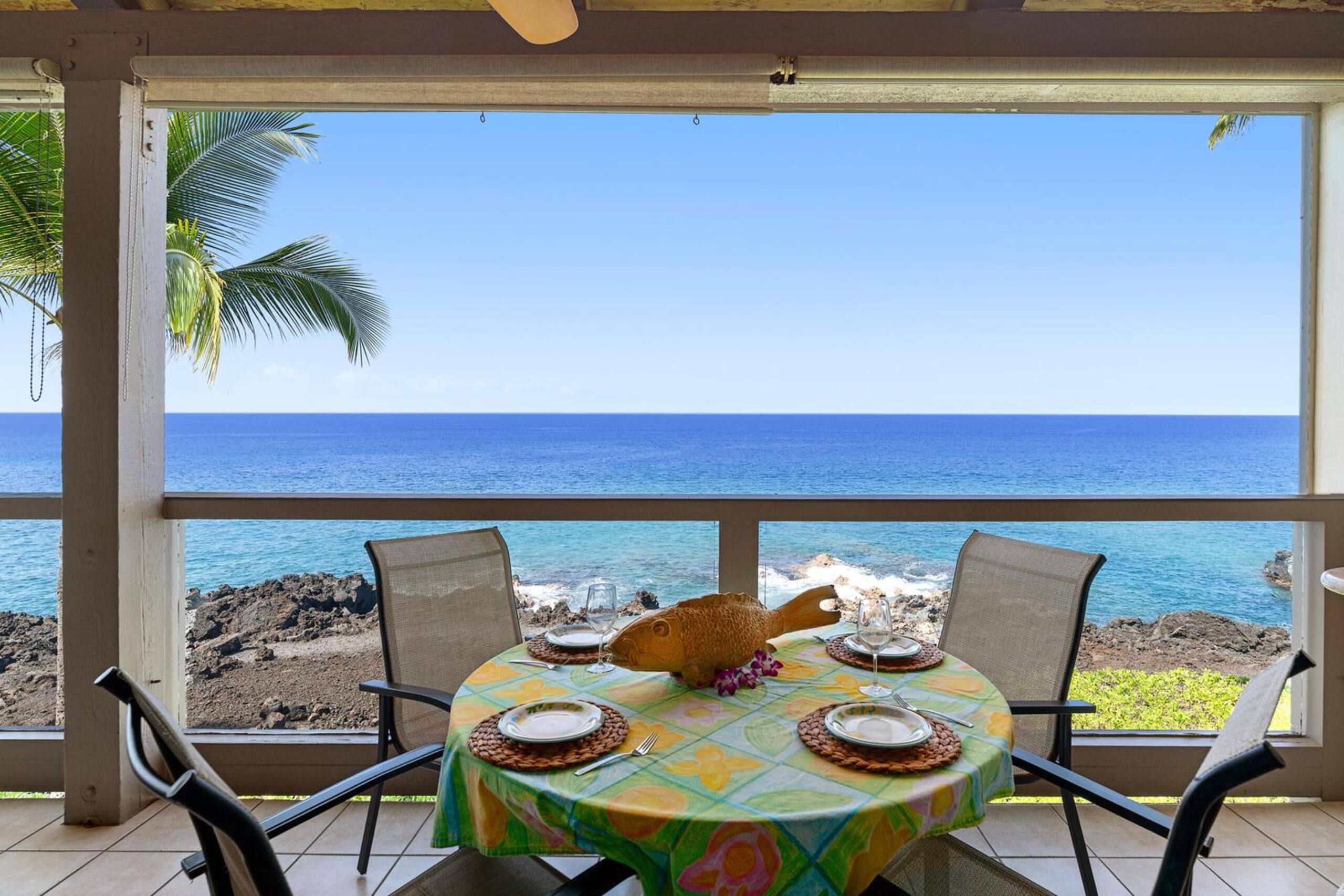 Condo in Kailua-Kona · ★4.33 · 3 bedrooms · 5 beds · 3 private baths - Image 5
