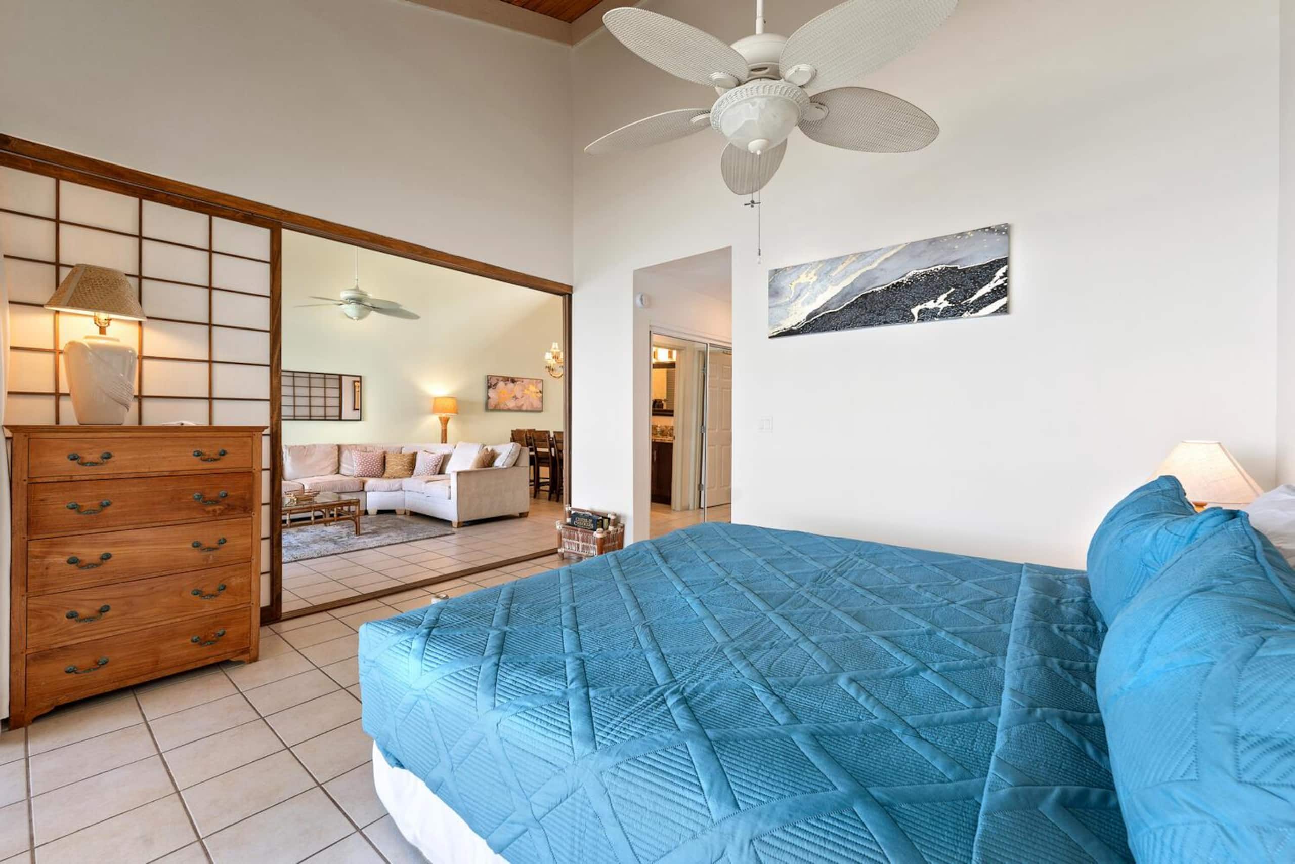Condo in Kailua-Kona · ★4.33 · 3 bedrooms · 5 beds · 3 private baths - Image 19