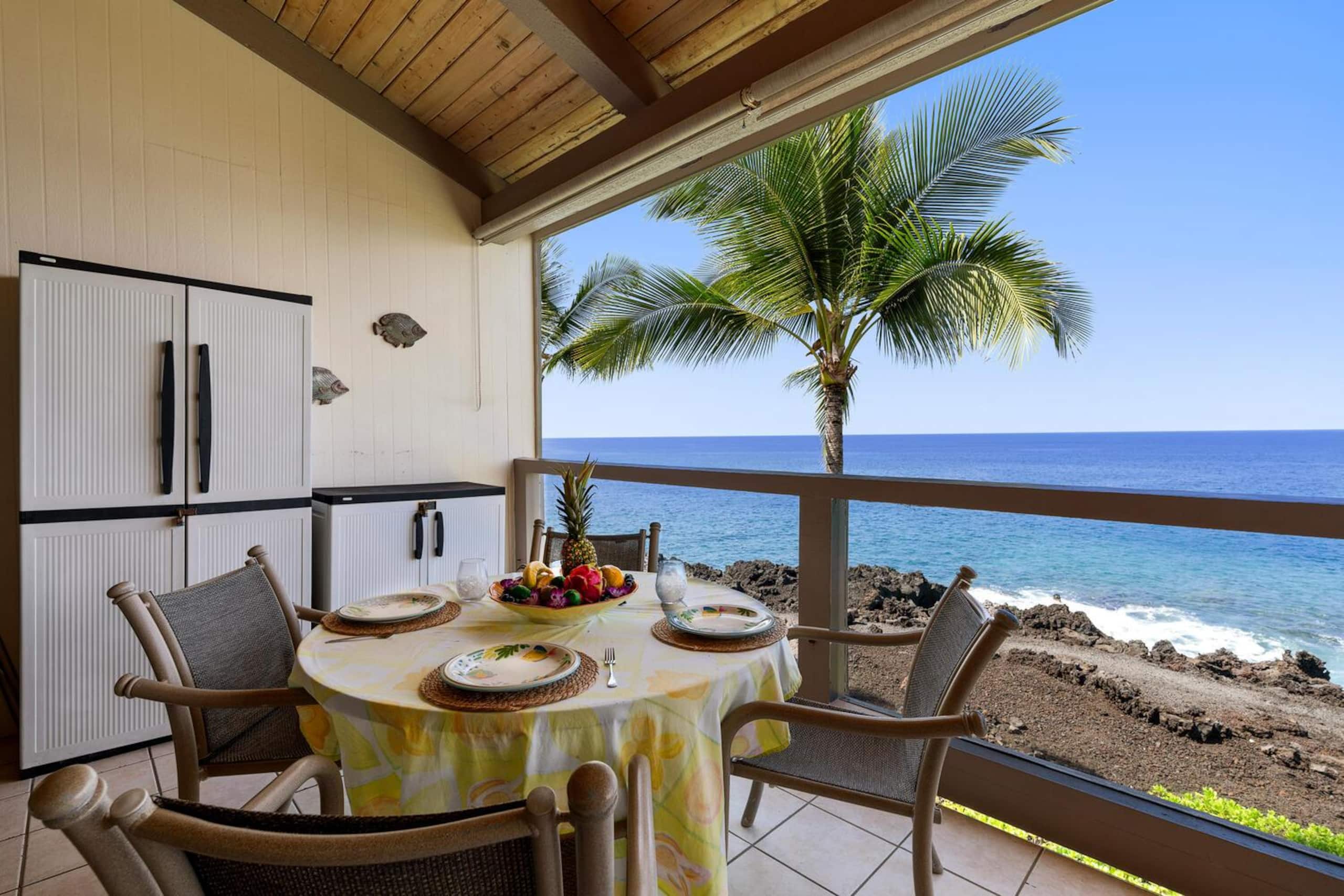 Condo in Kailua-Kona · ★4.33 · 3 bedrooms · 5 beds · 3 private baths - Image 33