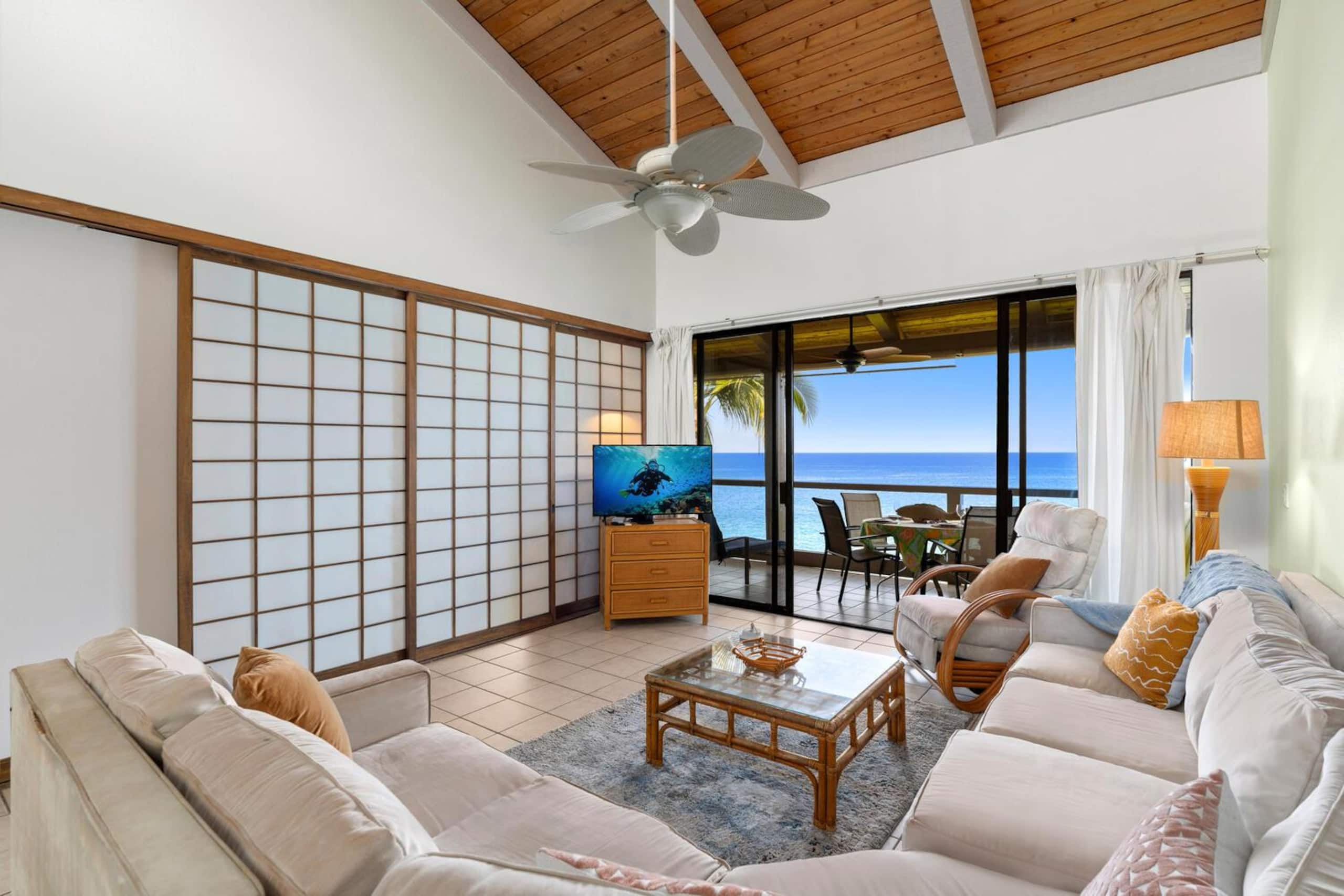 Condo in Kailua-Kona · ★4.33 · 3 bedrooms · 5 beds · 3 private baths - Image 16