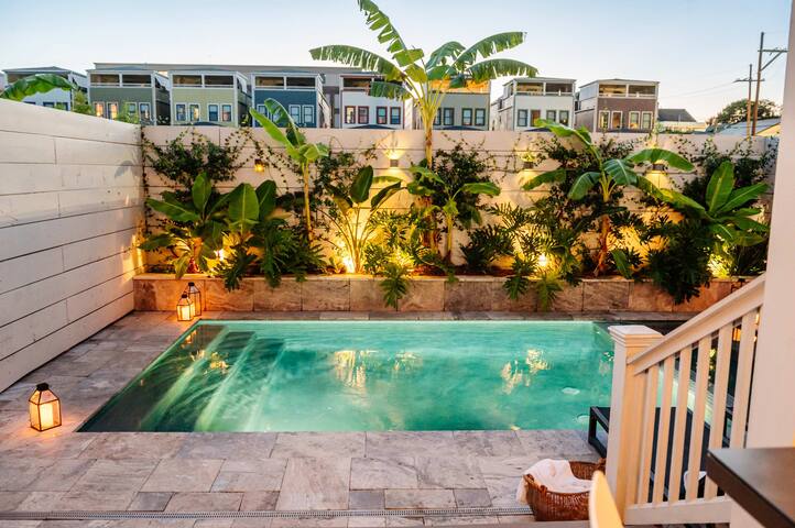 Luxe Home | Heated Pool & Hot Tub