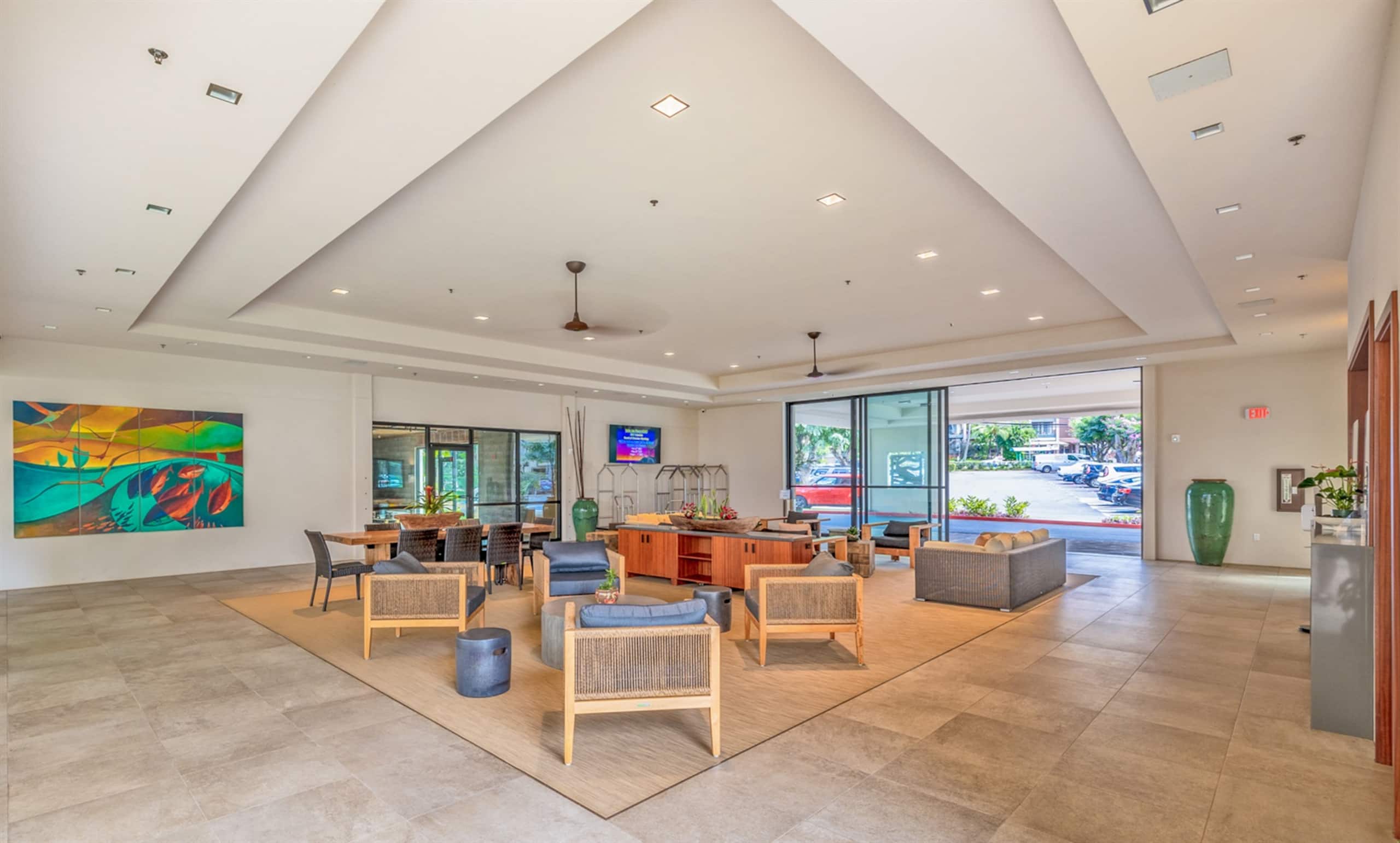 Condo in Lahaina · ★4.97 · 1 bedroom · 2 beds · 1 private bath - Image 46