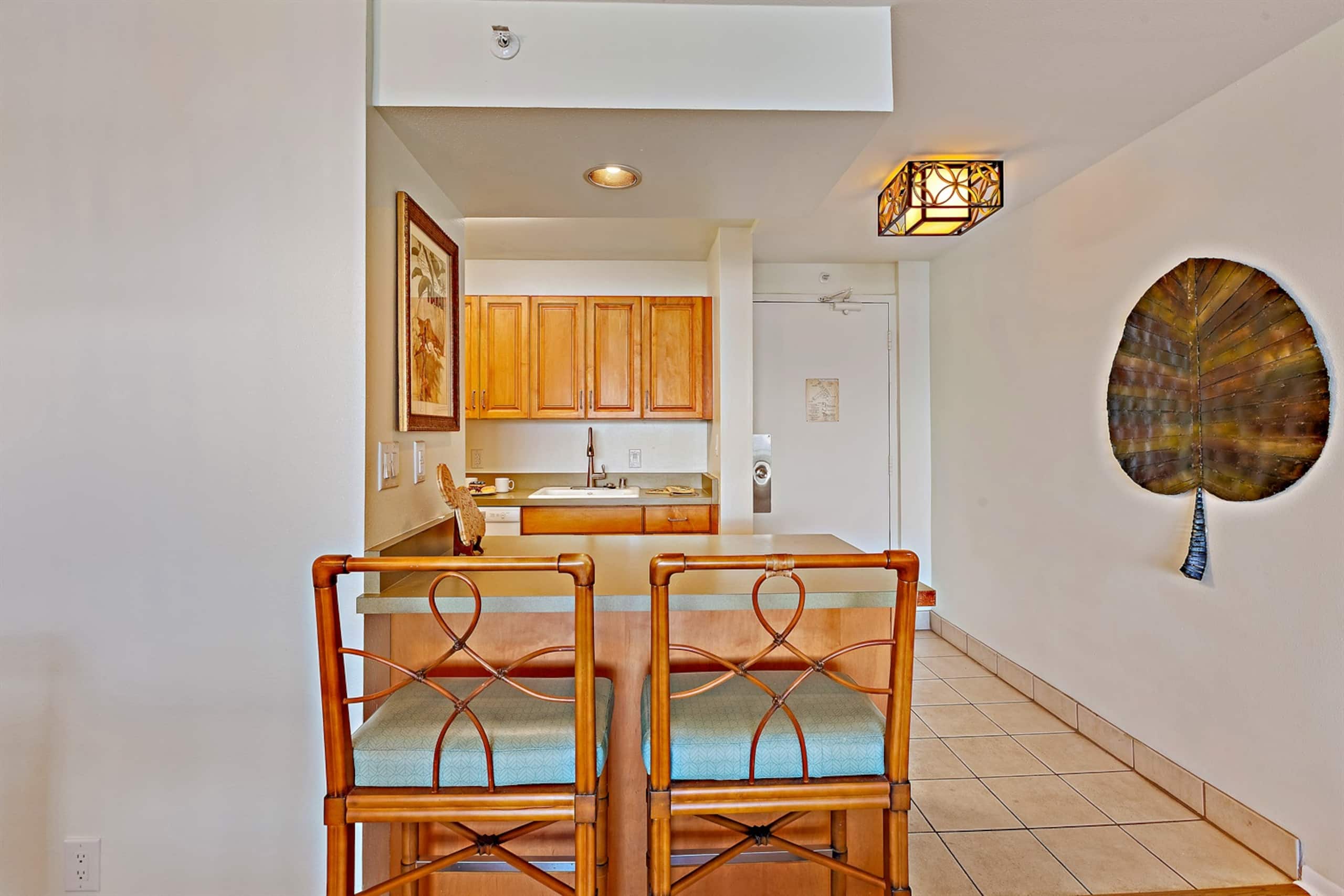 Condo in Lahaina · ★4.97 · 1 bedroom · 2 beds · 1 private bath - Image 21