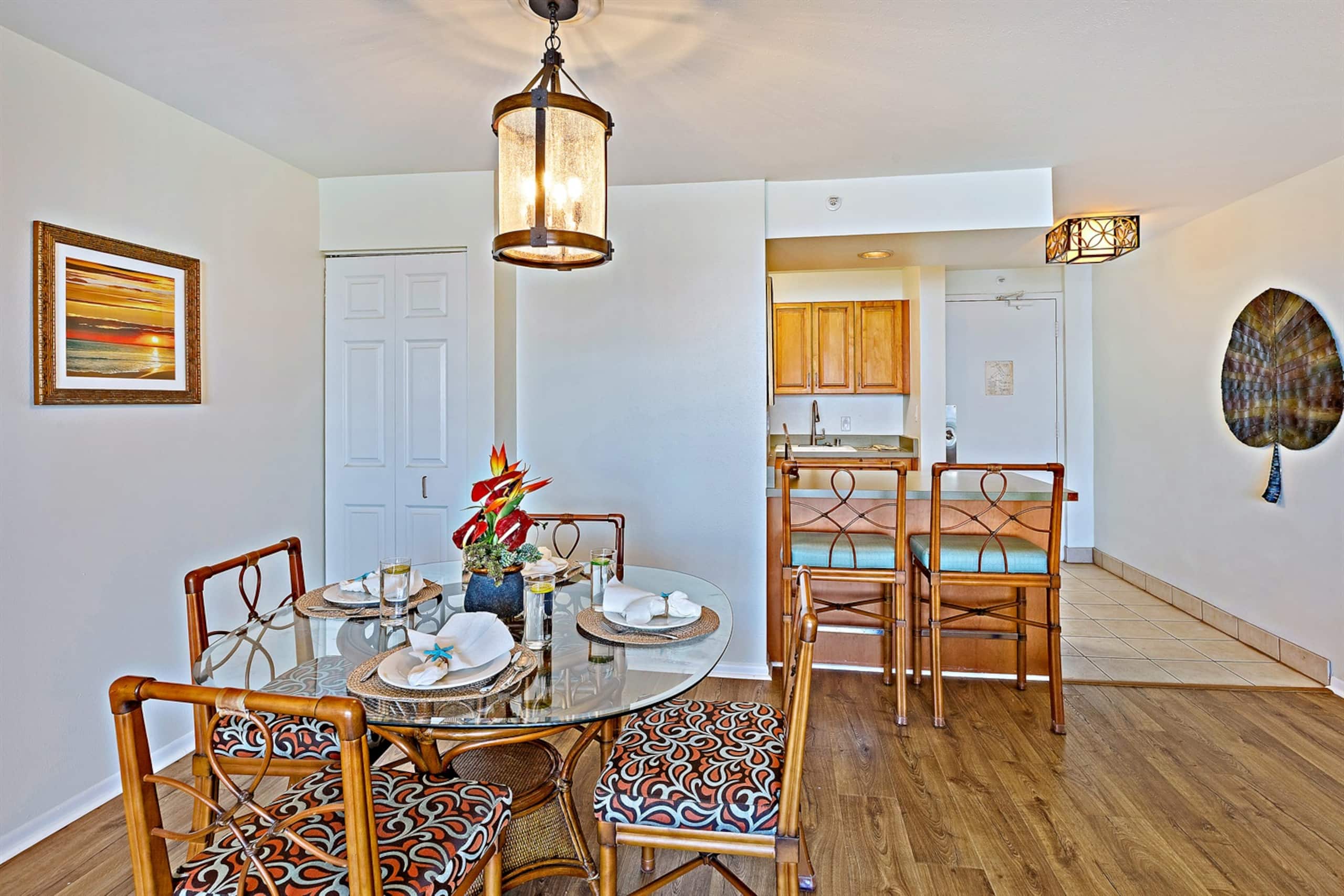 Condo in Lahaina · ★4.97 · 1 bedroom · 2 beds · 1 private bath - Image 16