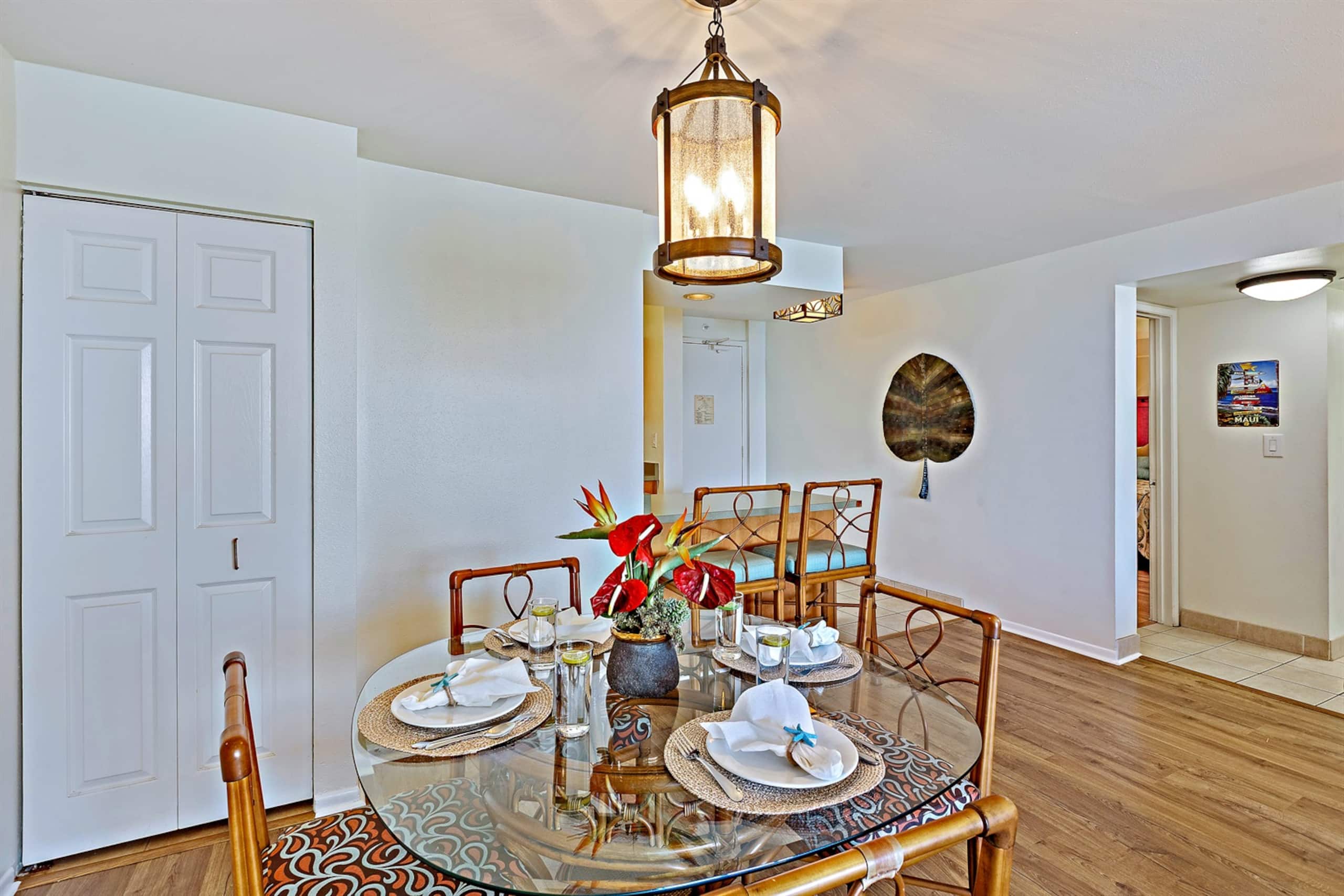 Condo in Lahaina · ★4.97 · 1 bedroom · 2 beds · 1 private bath - Image 14