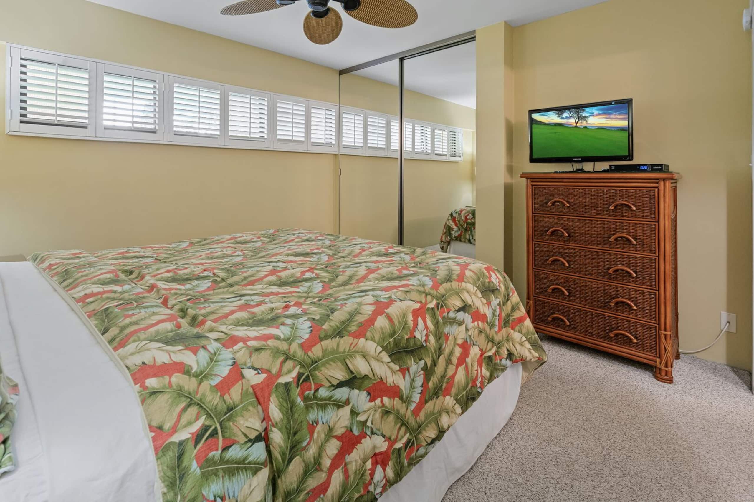 Ground Floor next to the 5 Miles of Sandy Beach - Image 32
