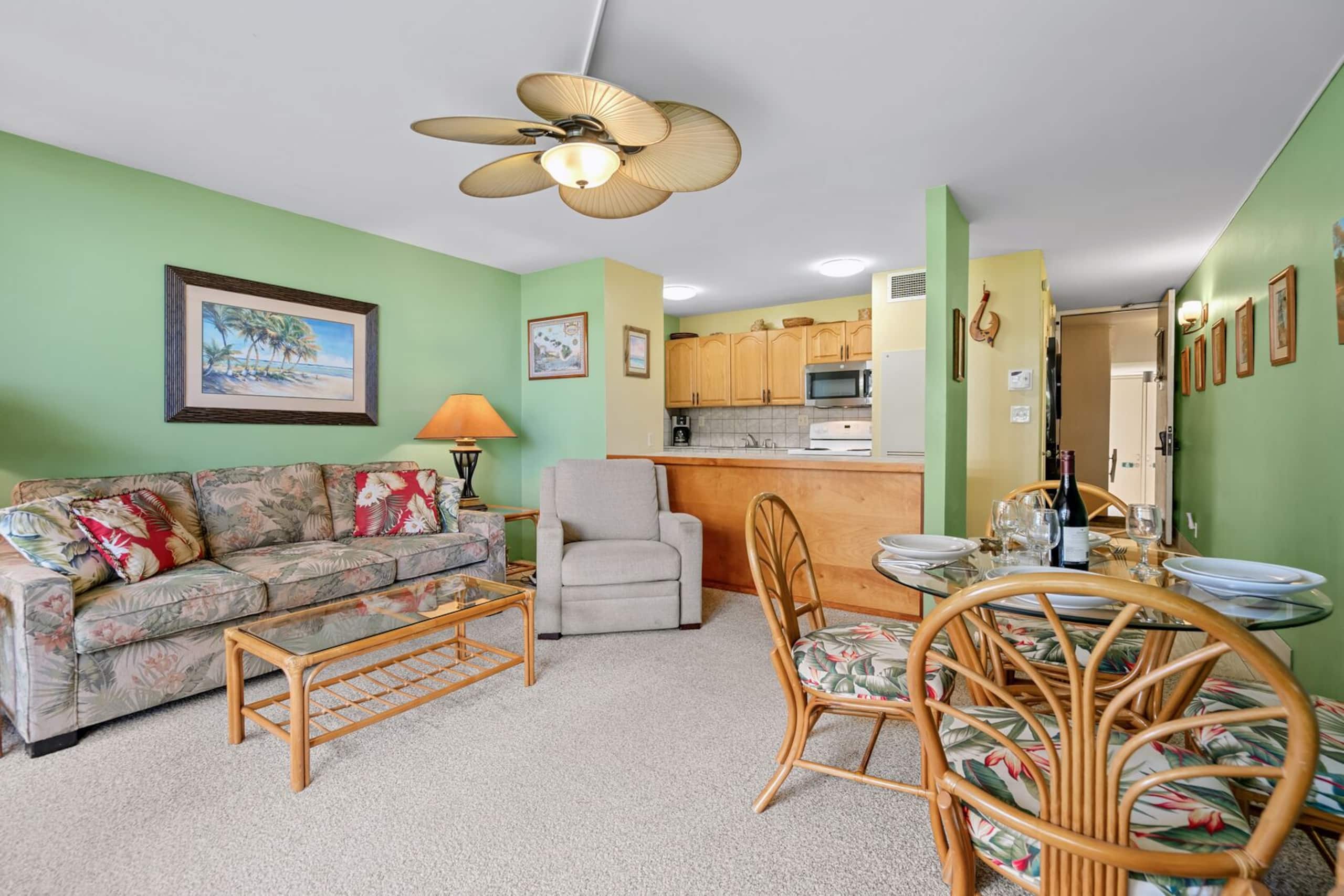 Ground Floor next to the 5 Miles of Sandy Beach - Image 4