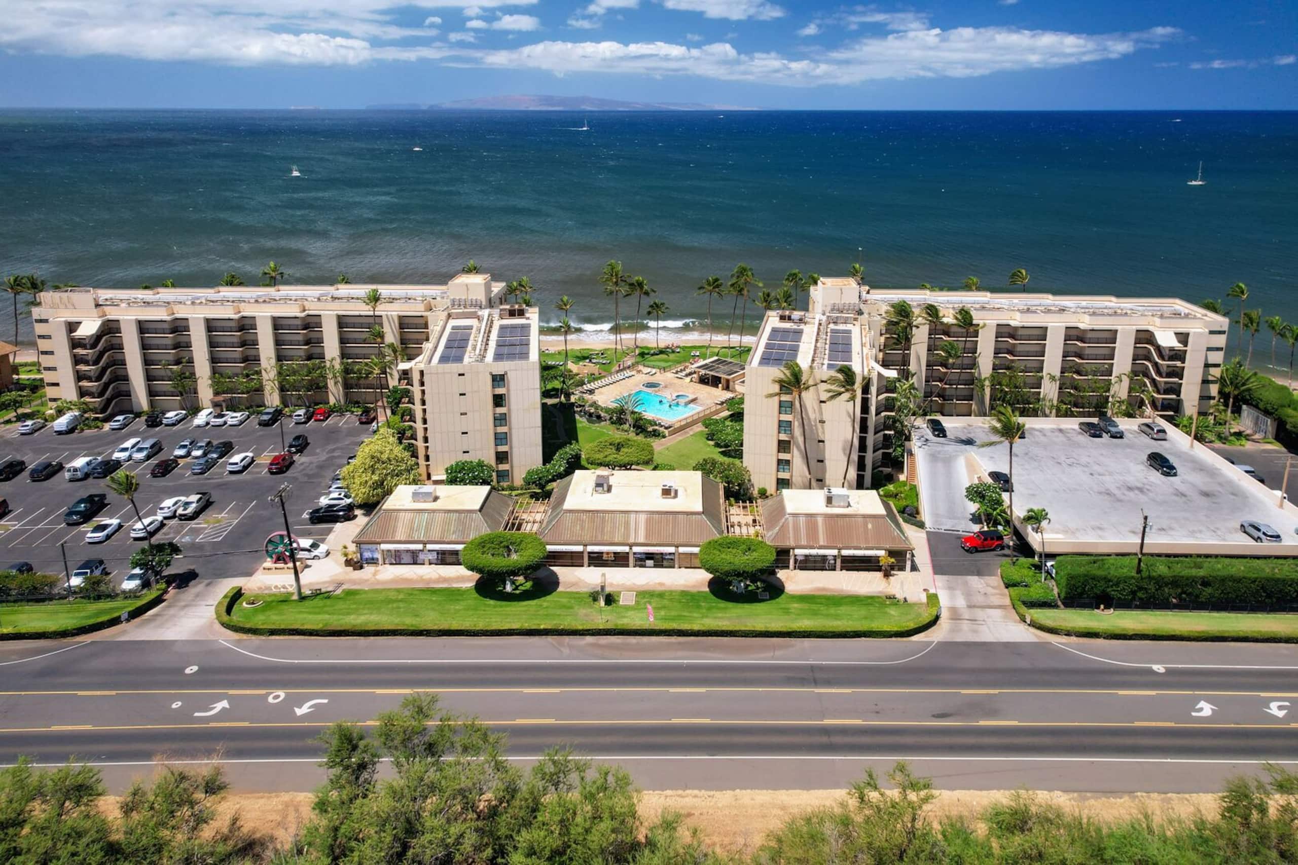 Ground Floor next to the 5 Miles of Sandy Beach - Image 13