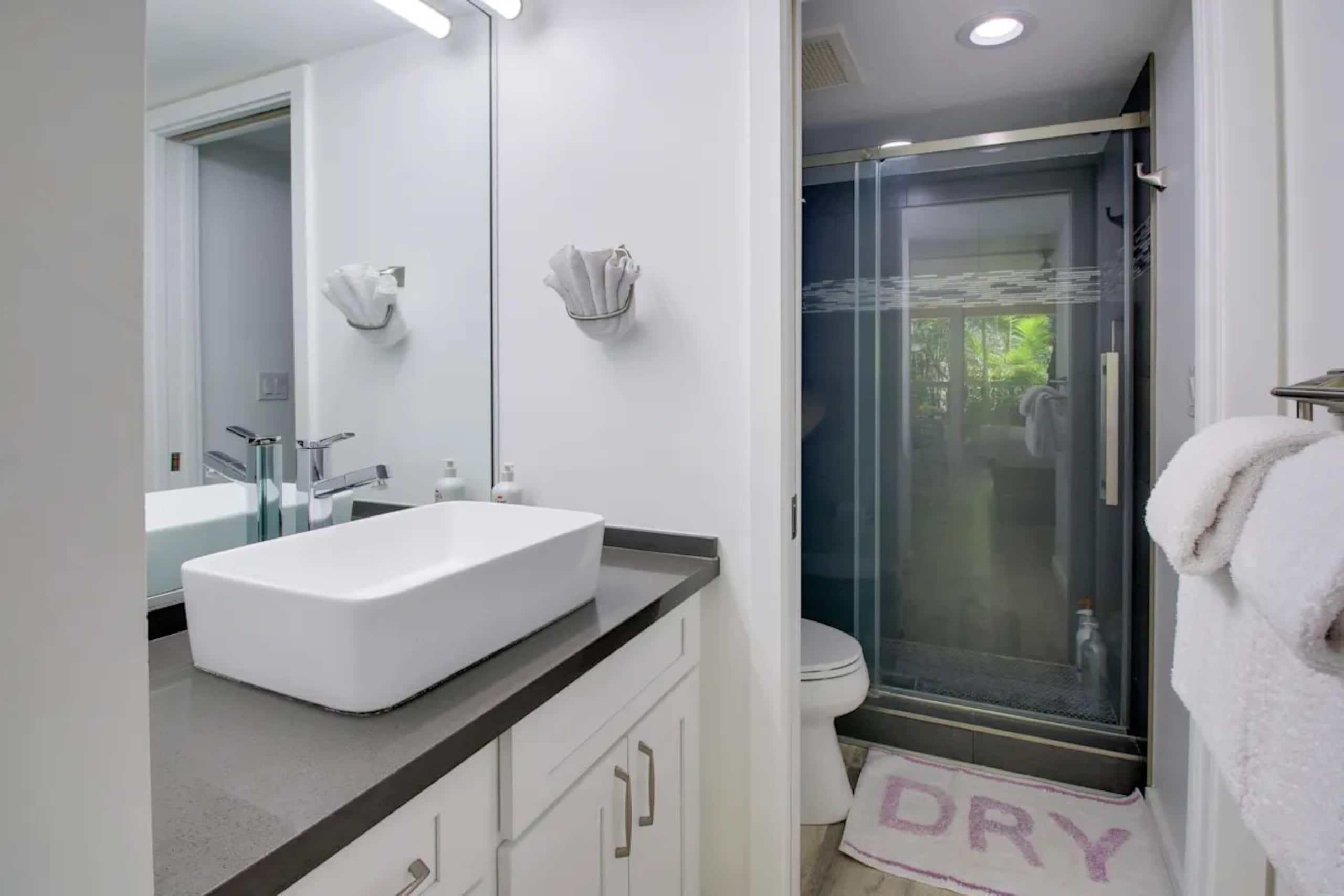 Condo in Kihei · ★5.0 · Studio · 1 bed · 1 private bath - Image 7