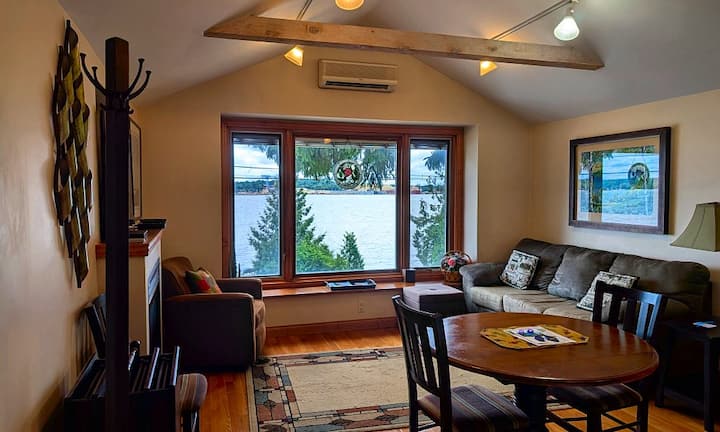 Pine Cottage At Cliff Dwellers Resort - Door County, WI