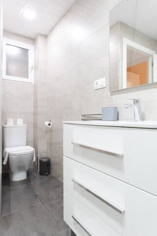GuestReady – Spacious apartment in Valencia gallery image 4
