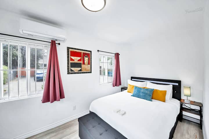 Kitanda hiki? Ndoto nilihisi kana kwamba nilikuwa likizo na nyumbani. #travelSGV