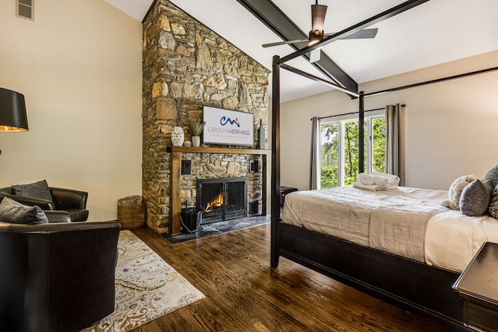 Asheville Lodge & Cabin| 2 Hot Tubs +Biltmore Pass - Asheville, NC