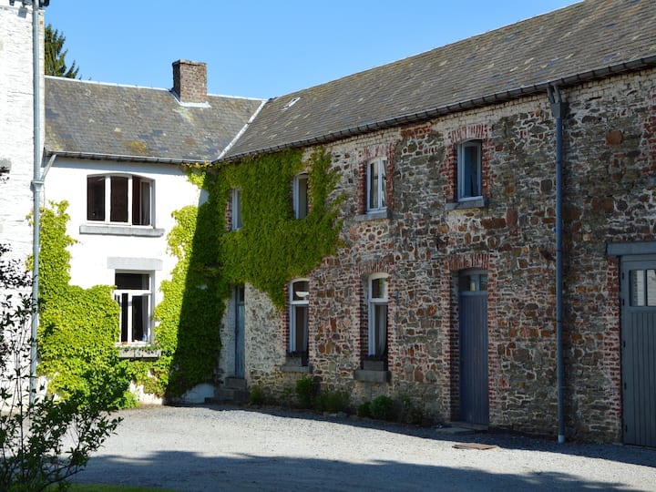 Château De Charme à Roumont - Tenneville