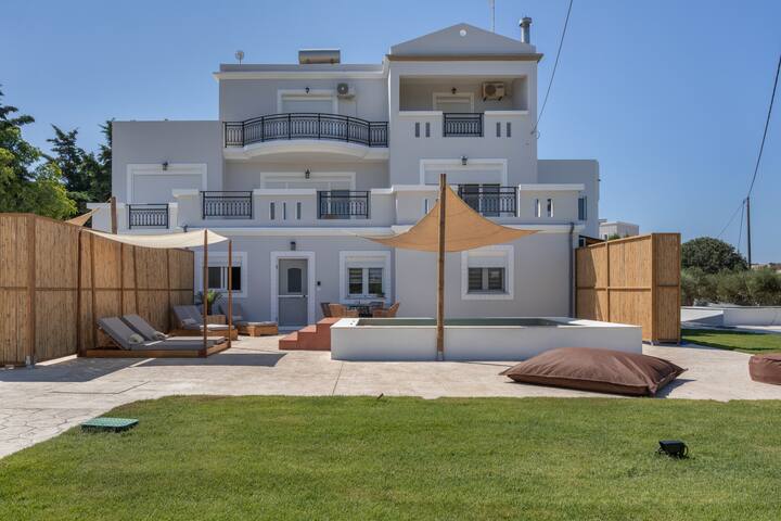 Apartment with Private Pool No 2 gallery image 2