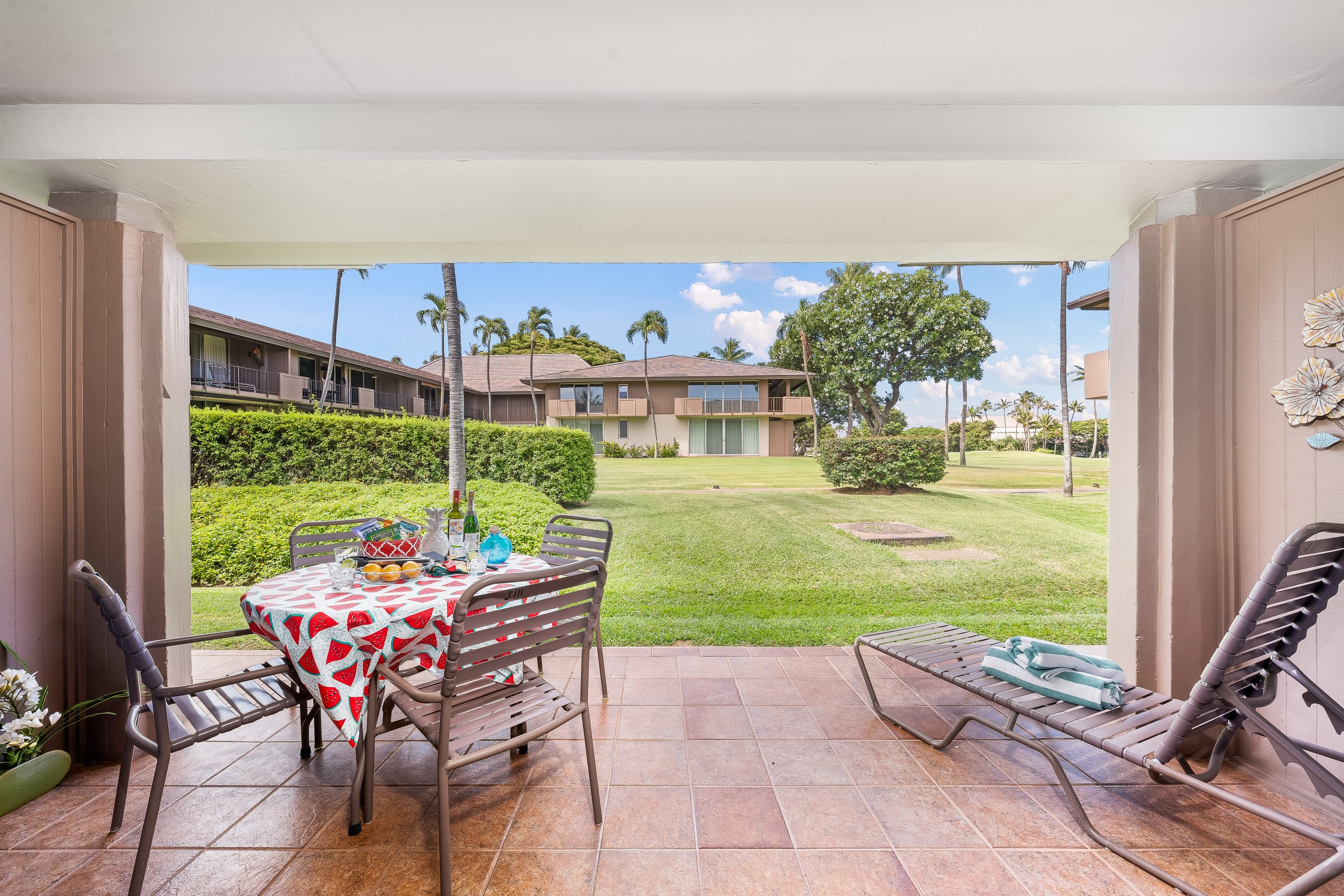 Condo in Lahaina · ★4.52 · 1 bedroom · 2 beds · 1 bath - Image 9
