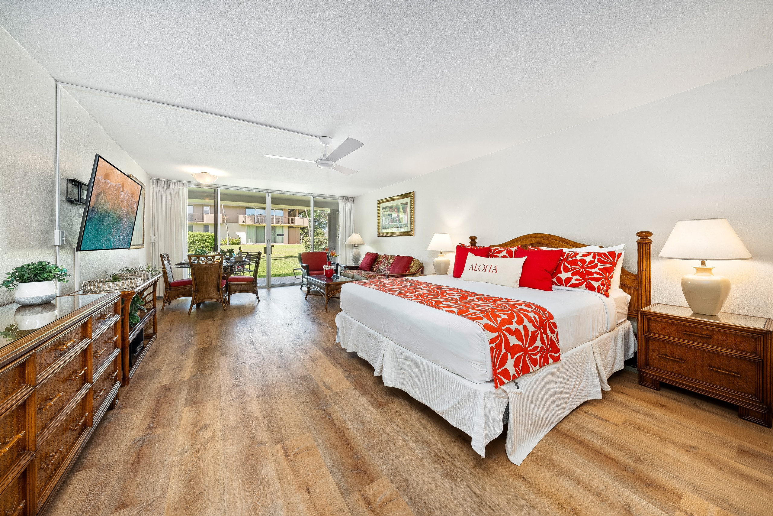 Condo in Lahaina · ★4.52 · 1 bedroom · 2 beds · 1 bath - Image 19