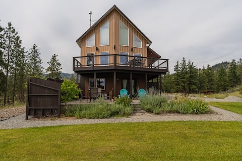 Play Hard Mountain Retreat