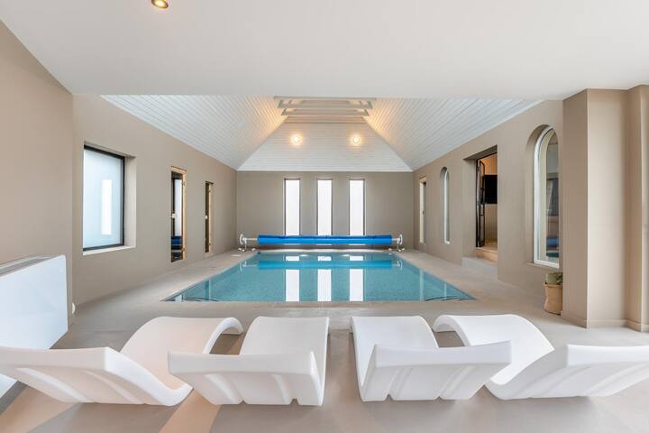 Holidaycottages-Co-Uk managed Airbnb listing 1