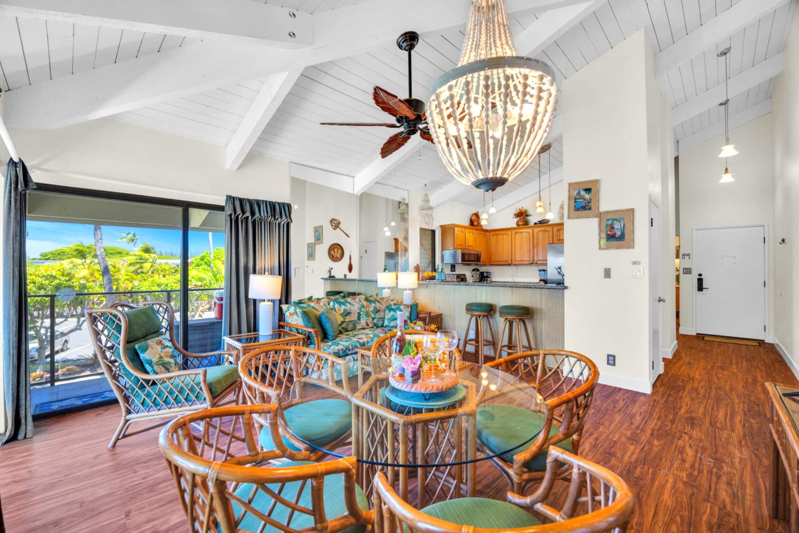 Condo in Lahaina · ★4.0 · 2 bedrooms · 3 beds · 2 baths - Image 12