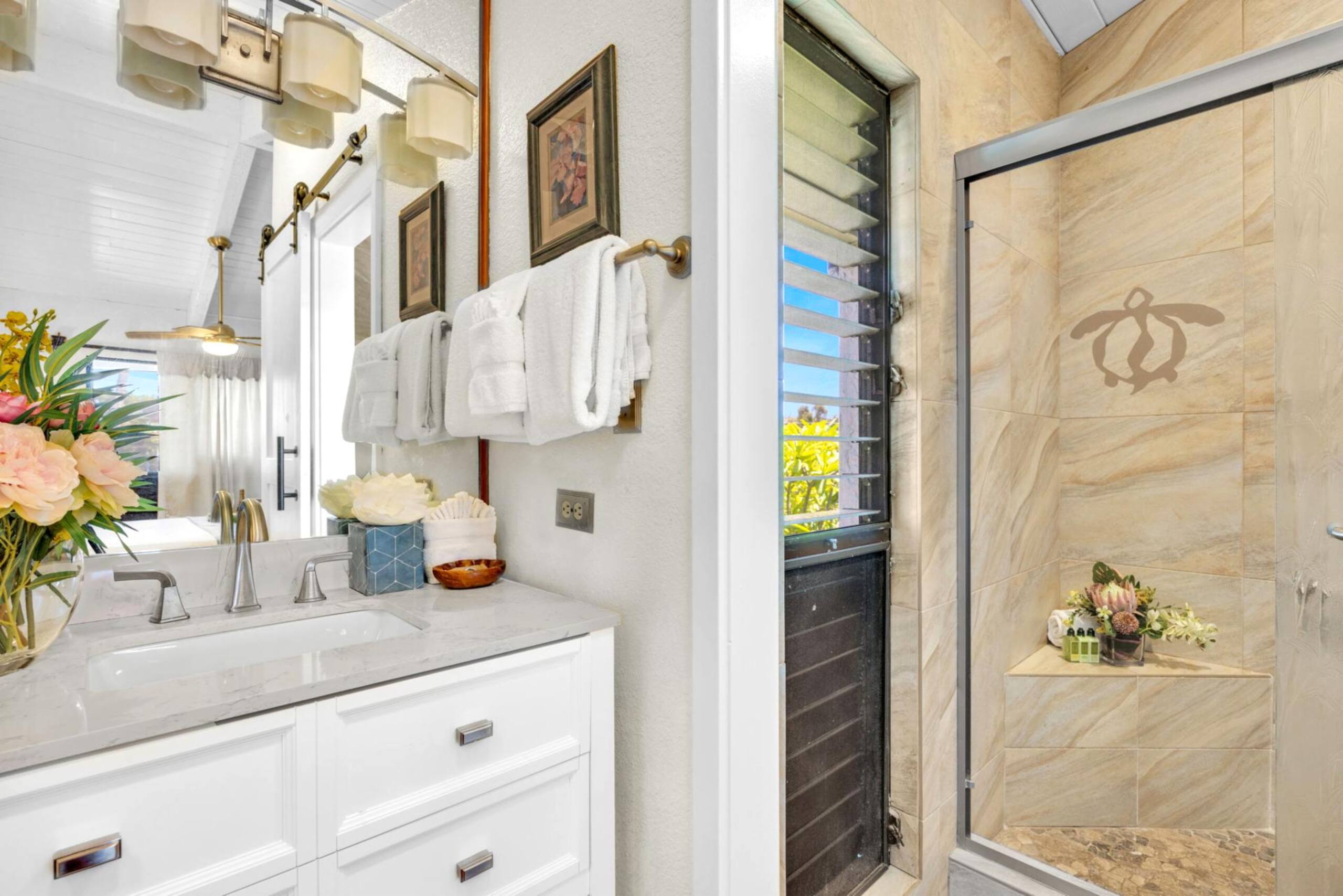 Condo in Lahaina · ★4.0 · 2 bedrooms · 3 beds · 2 baths - Image 34