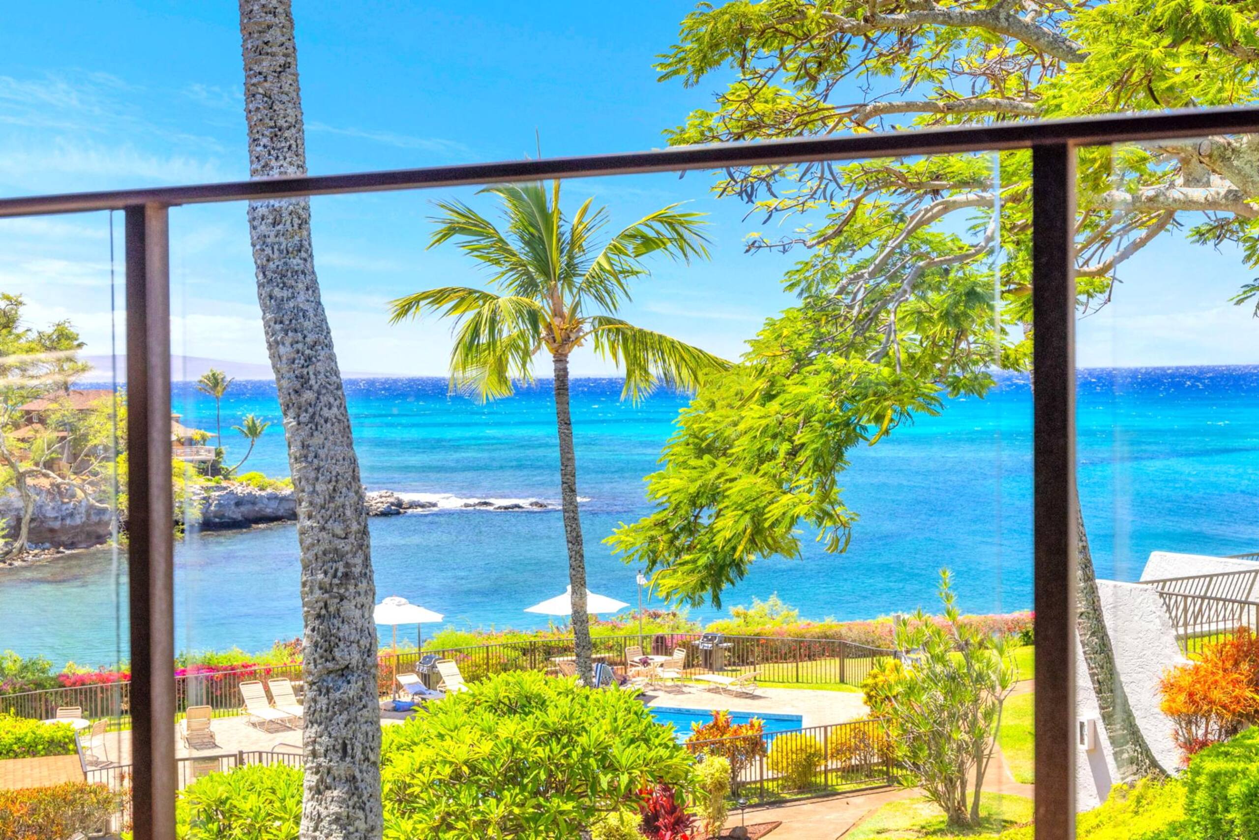 Condo in Lahaina · ★4.0 · 2 bedrooms · 3 beds · 2 baths - Image 6