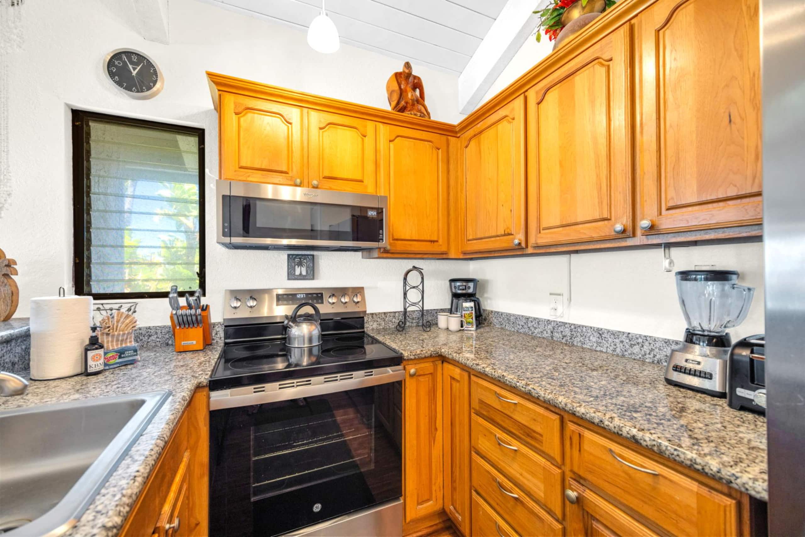 Condo in Lahaina · ★4.0 · 2 bedrooms · 3 beds · 2 baths - Image 24