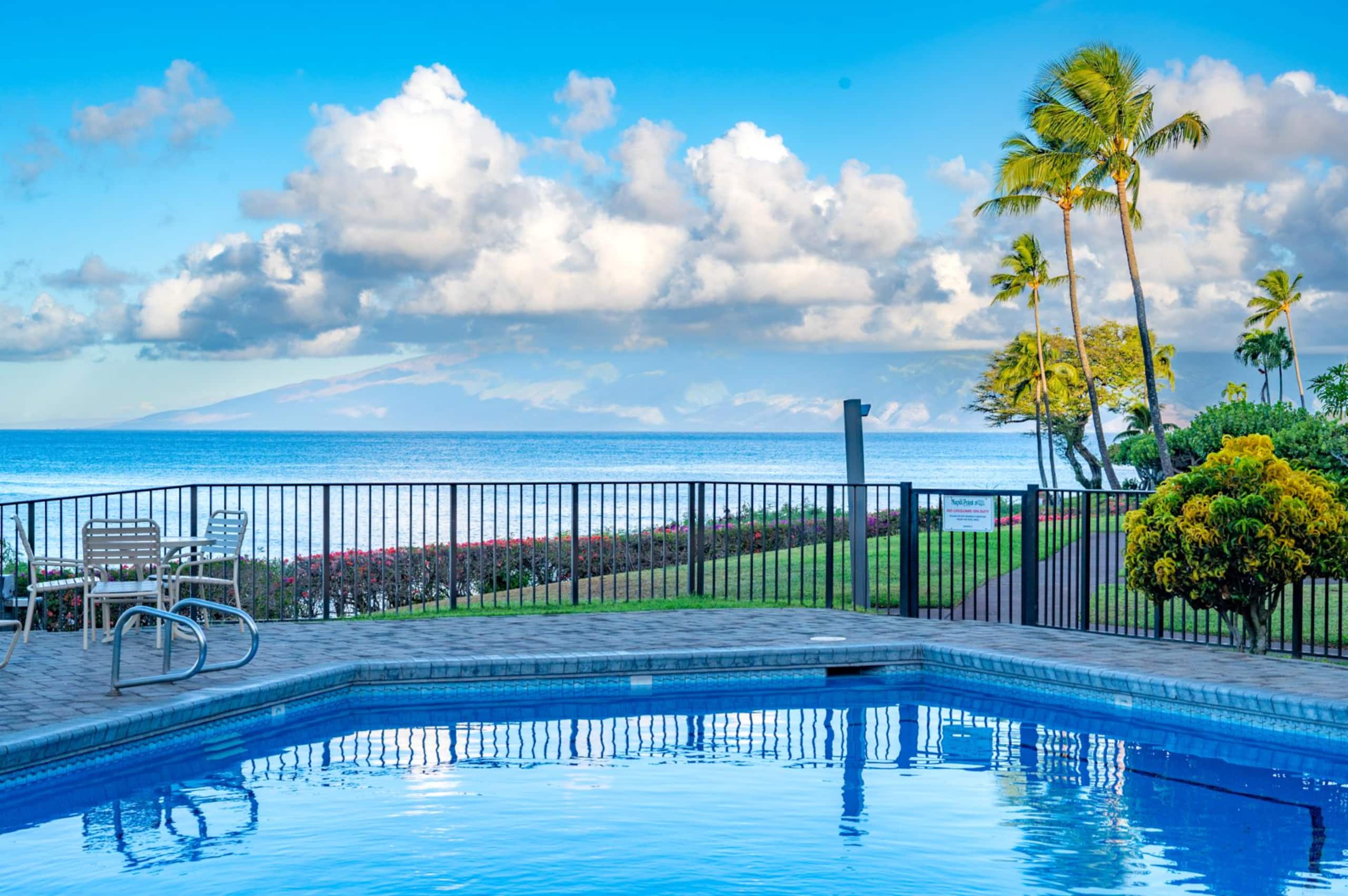 Condo in Lahaina · ★4.0 · 2 bedrooms · 3 beds · 2 baths - Image 7