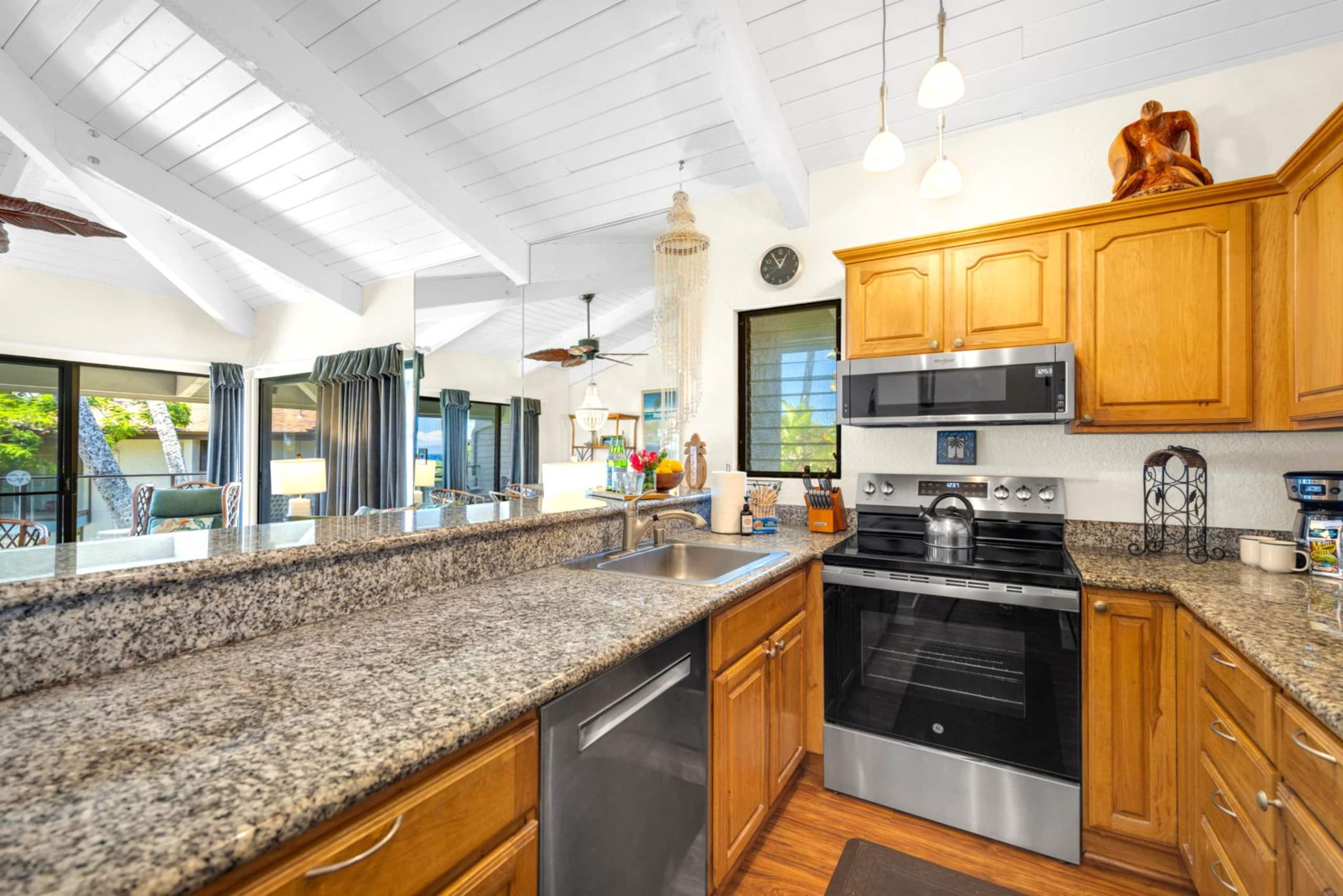 Condo in Lahaina · ★4.0 · 2 bedrooms · 3 beds · 2 baths - Image 22