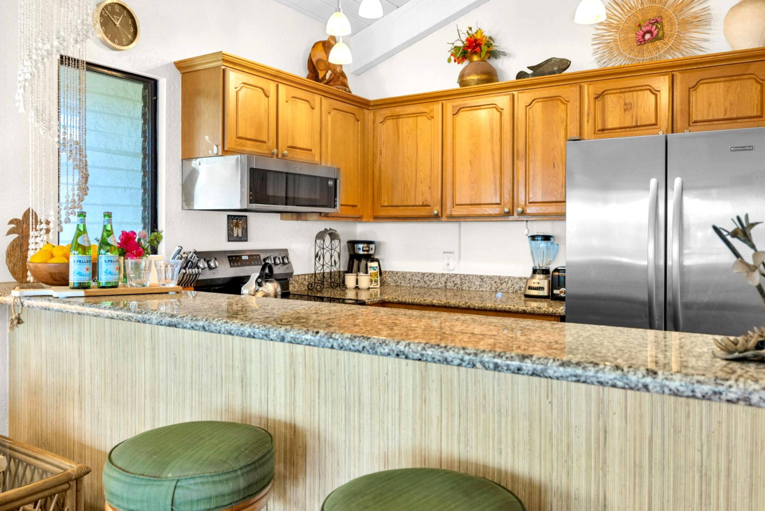 Condo in Lahaina · ★4.0 · 2 bedrooms · 3 beds · 2 baths - Image 20