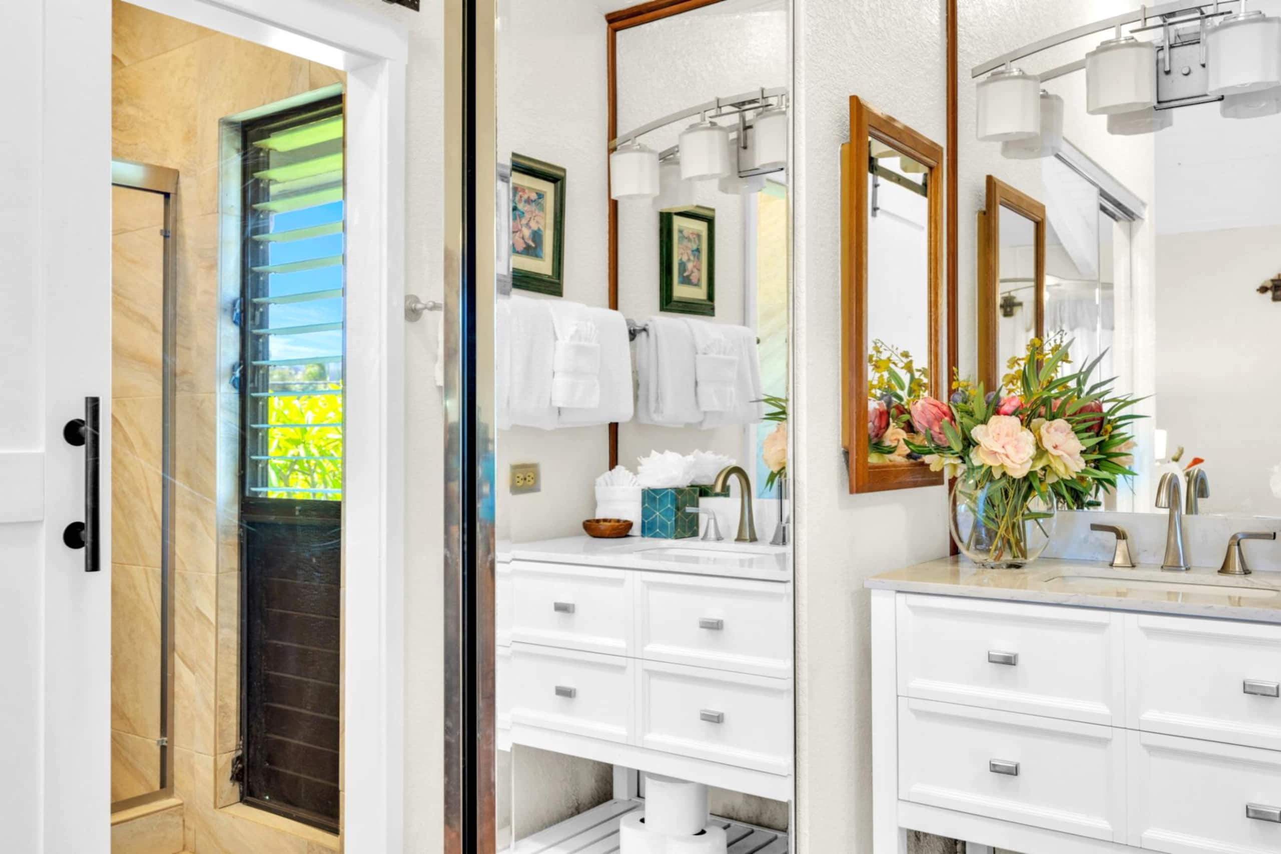 Condo in Lahaina · ★4.0 · 2 bedrooms · 3 beds · 2 baths - Image 32