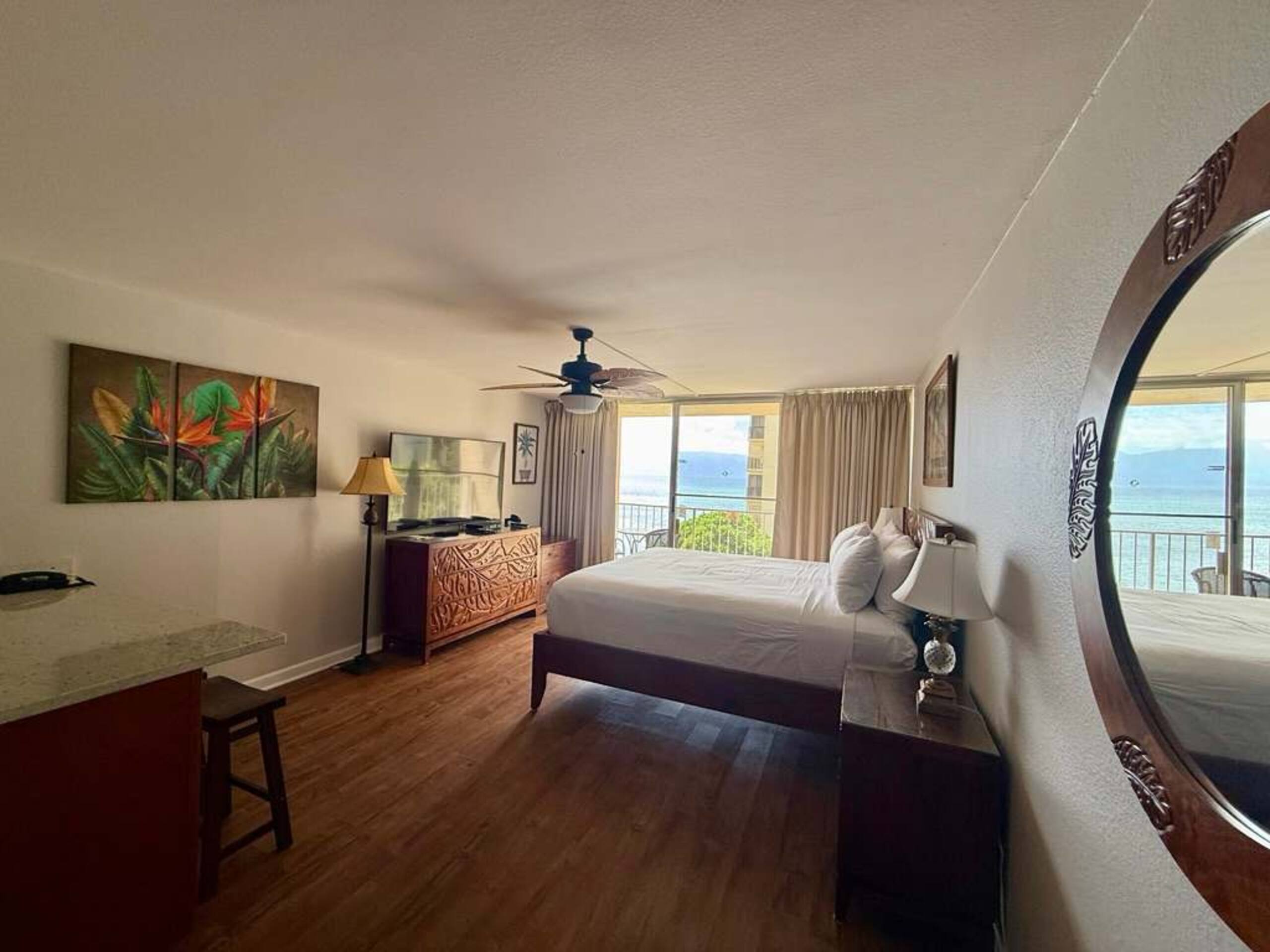 Condo in Lahaina · ★4.8 · Studio · 1 bed · 1 private bath - Image 5