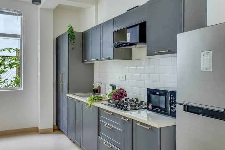 Full kitchen image 1