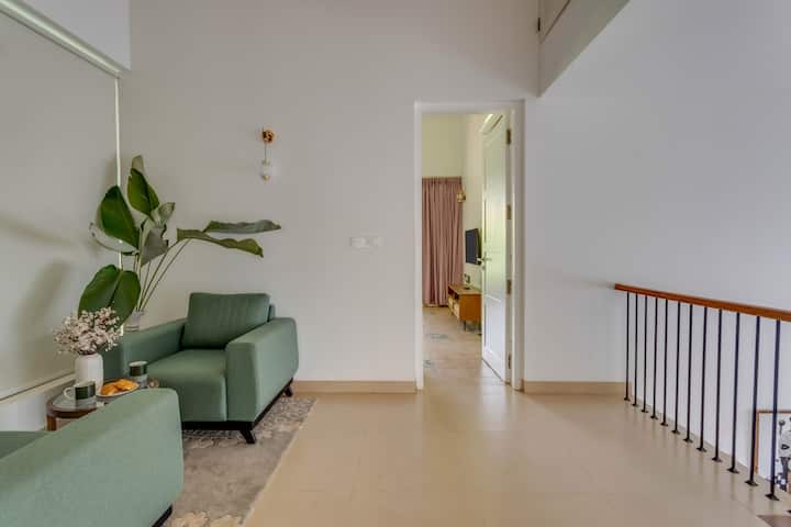 Living room image 8