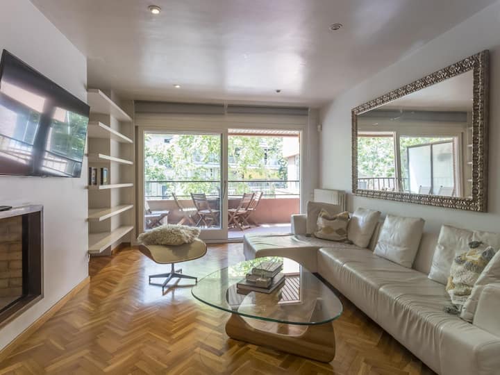 Spacious Classic Executive Bonanova Apartment - Barberà del Vallès