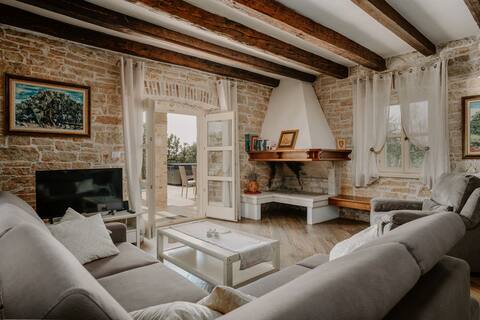 Top Airbnb: Villa Ruk in Katun Cattuni
