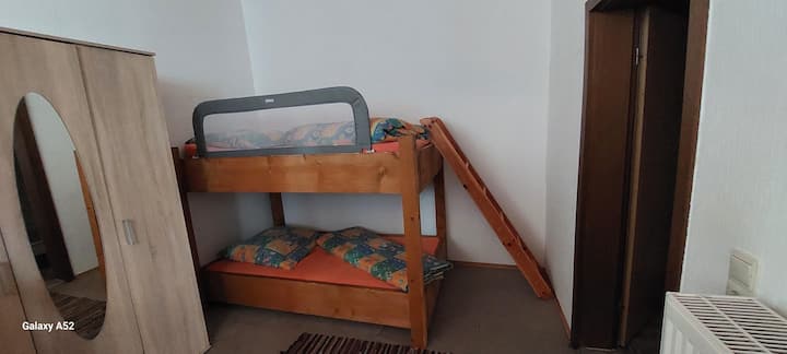 Krevat lofti Fewo Mühlbachhof