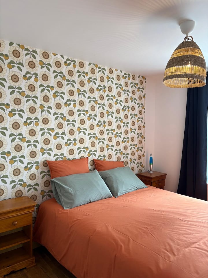 Dhomë gjumi 2 me krevat dopio.