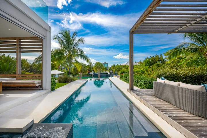 Aqua Bliss Villa - Islas Turcas y Caicos