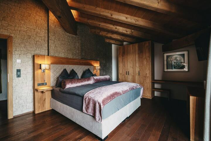 Luxuriöse Wohnwelt “Panoramaperle” im Chalet G12