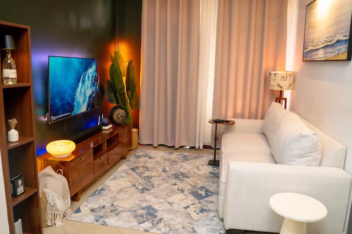 The Modern Nest | Fast Wifi, Desk, Smart Home - Tanzania