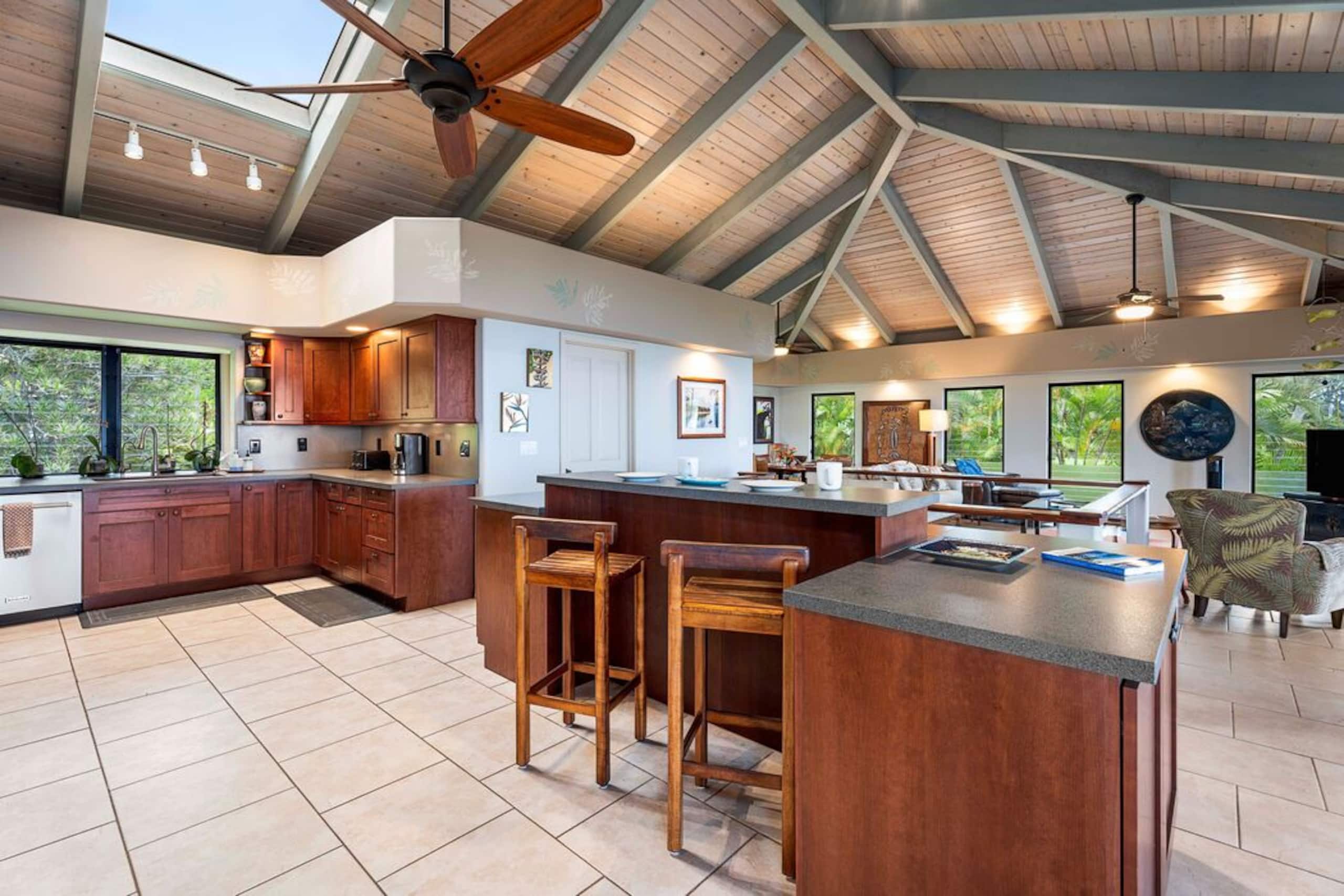 Home in Kailua-Kona · ★5.0 · 3 bedrooms · 4 beds · 2.5 baths - Image 17