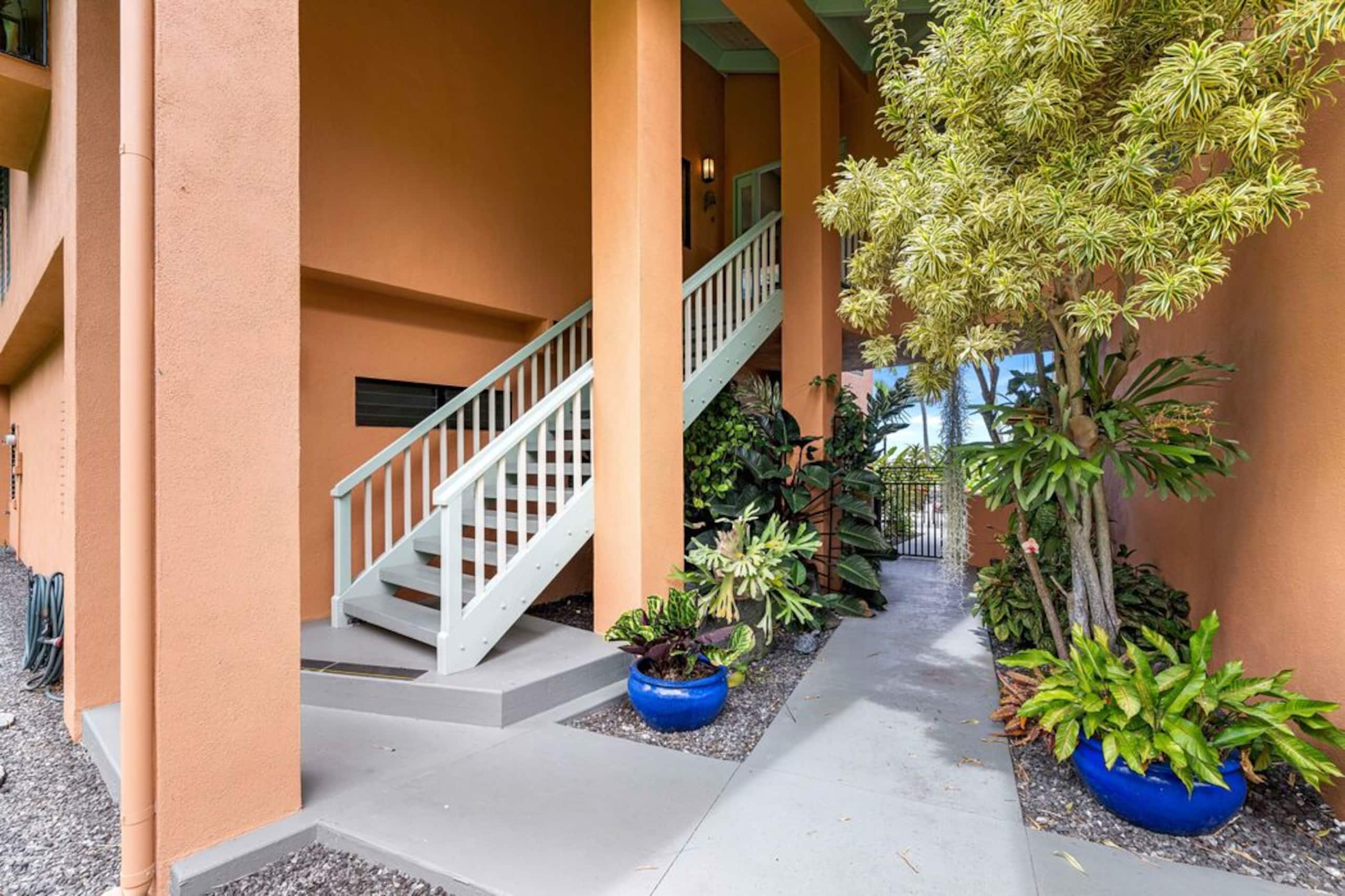 Home in Kailua-Kona · ★5.0 · 3 bedrooms · 4 beds · 2.5 baths - Image 26