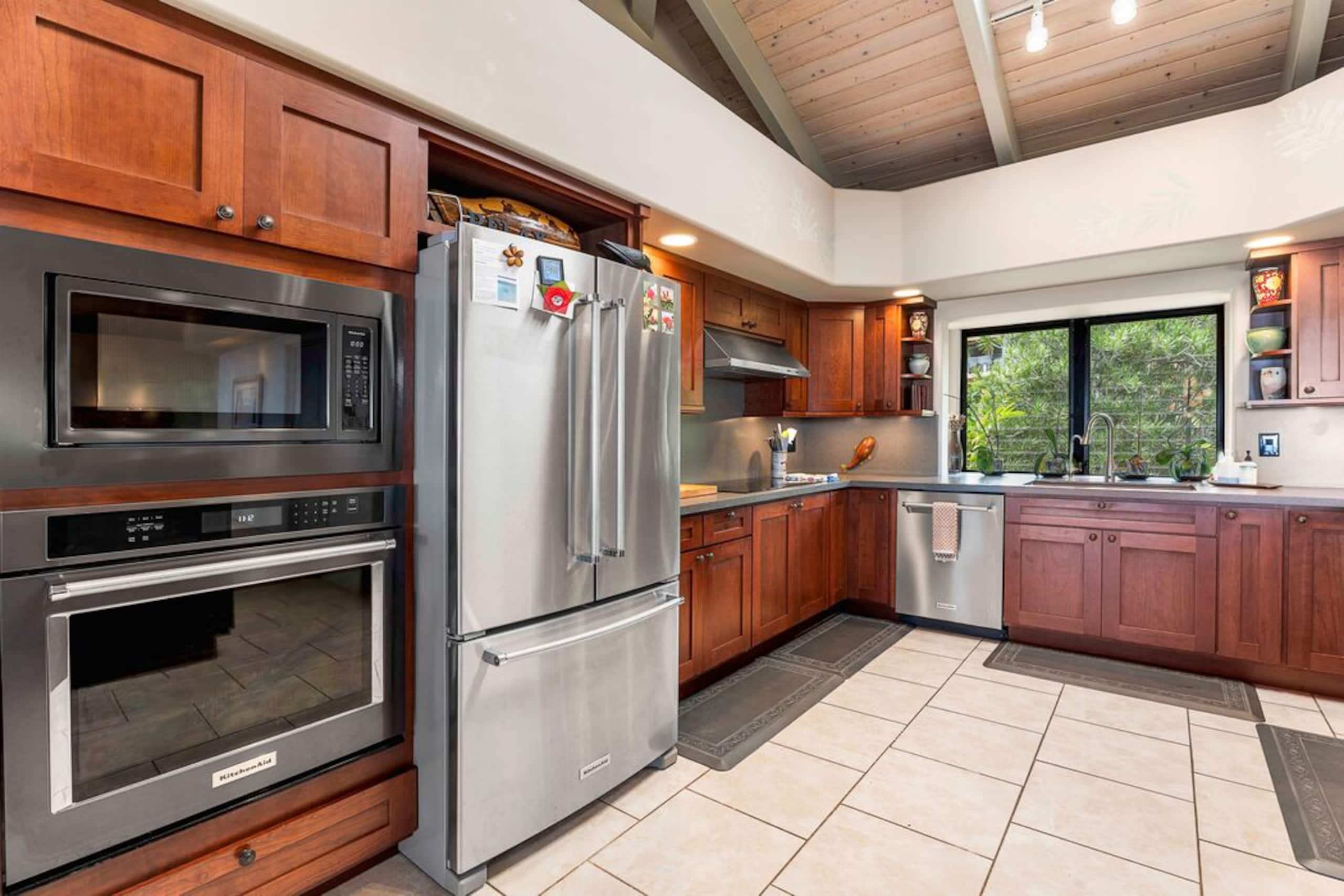 Home in Kailua-Kona · ★5.0 · 3 bedrooms · 4 beds · 2.5 baths - Image 21