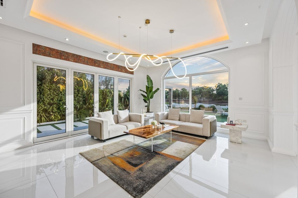 Luxury Villa w/ Pool, Cinema & Spa - Jumeirah Golf - 5