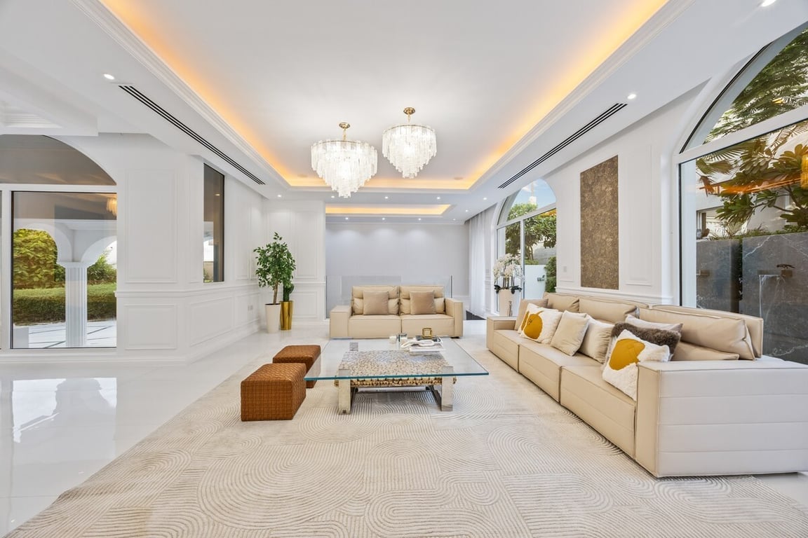 Luxury Villa w/ Pool, Cinema & Spa - Jumeirah Golf - 4