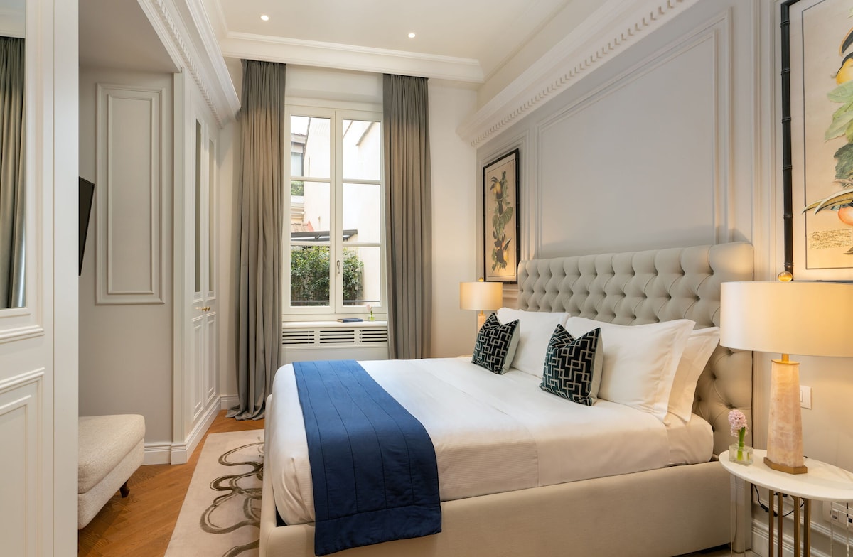 Autumn, Bedroom, Spring, Summer