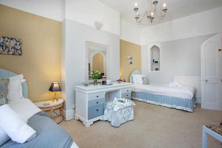 Къща на плажа № 3 23 07 29 0020